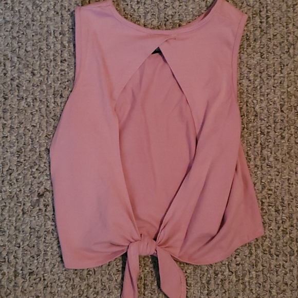 Open back pink tank - Picture 2 of 8
